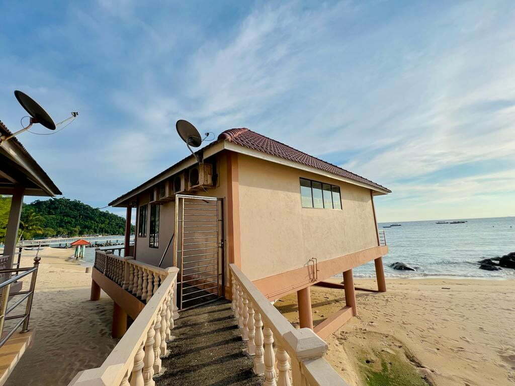 Tioman Island Accommodation Blue Ocean Suite