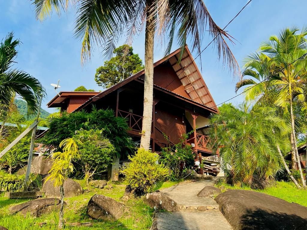 Tioman Island Accommodation Deluxe Room